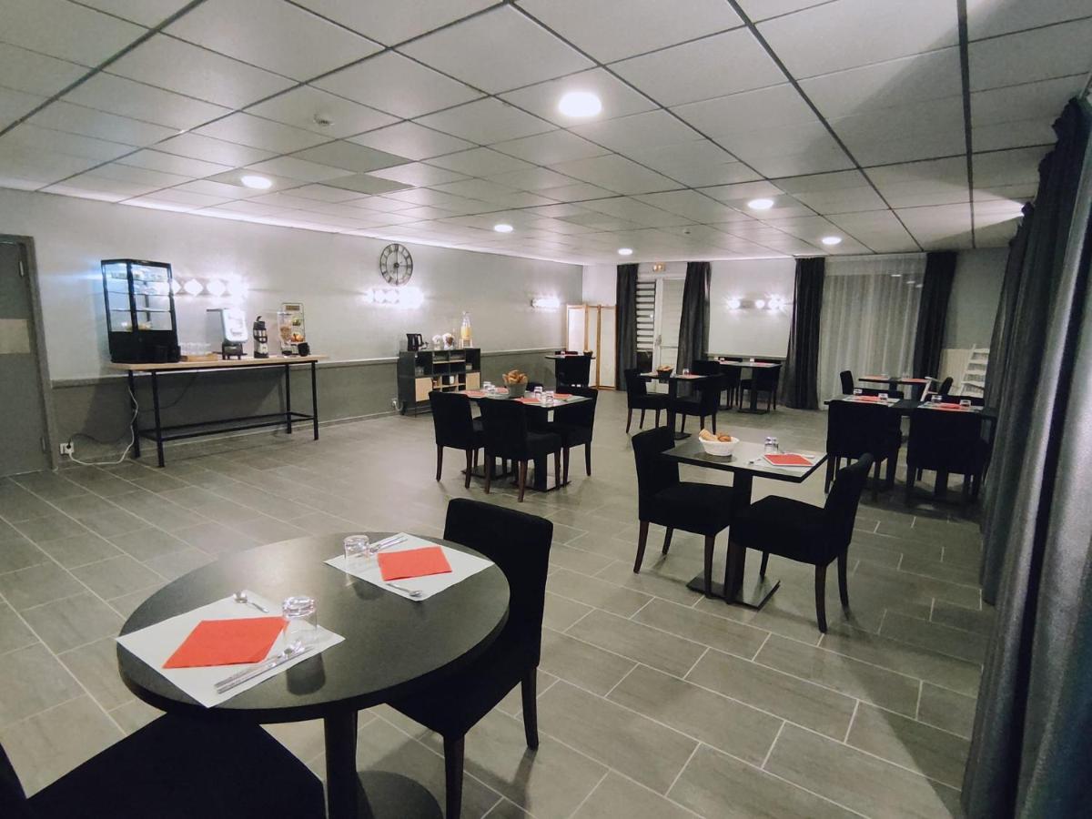 Contact Hotel De Matignon Экстерьер фото